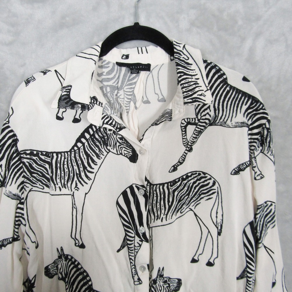 Jane And Delancey Shirt Size Medium Womens Zebra Print Button Down Long Sleeve - Picture 2 of 8